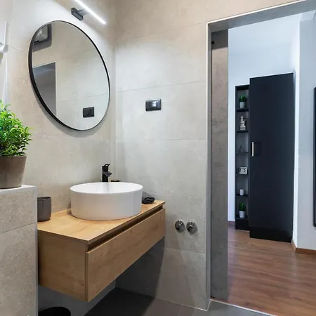 Deluxe Rooms And Apartments Korzo Pula Exterior photo