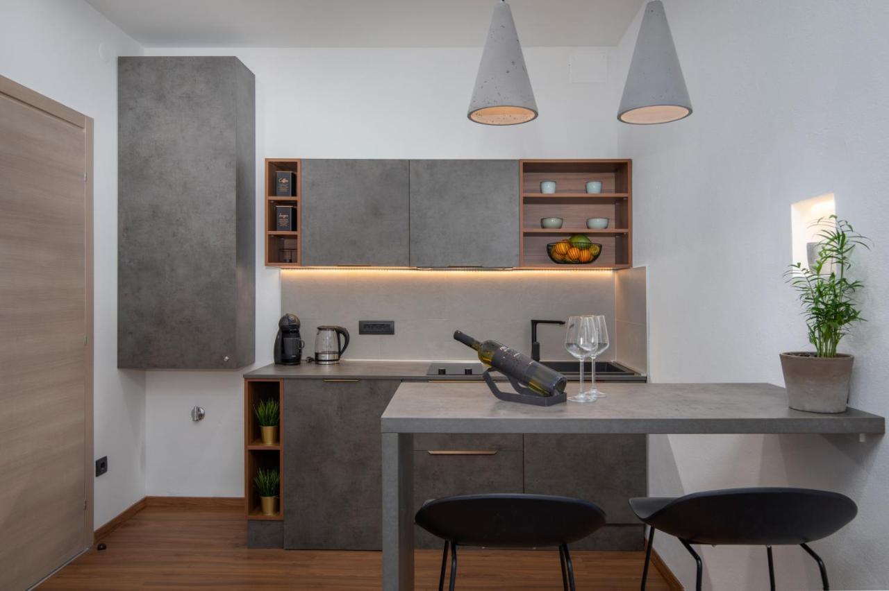 Deluxe And Korzo Apartment Pula